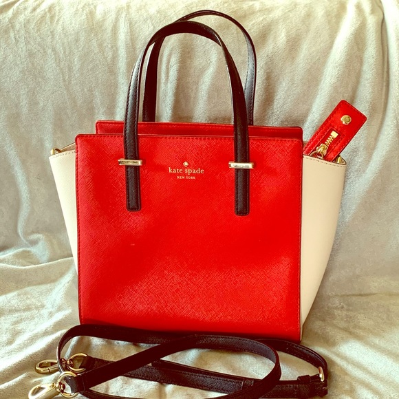 kate spade Handbags - ❌SOLD ON MERCRI❌